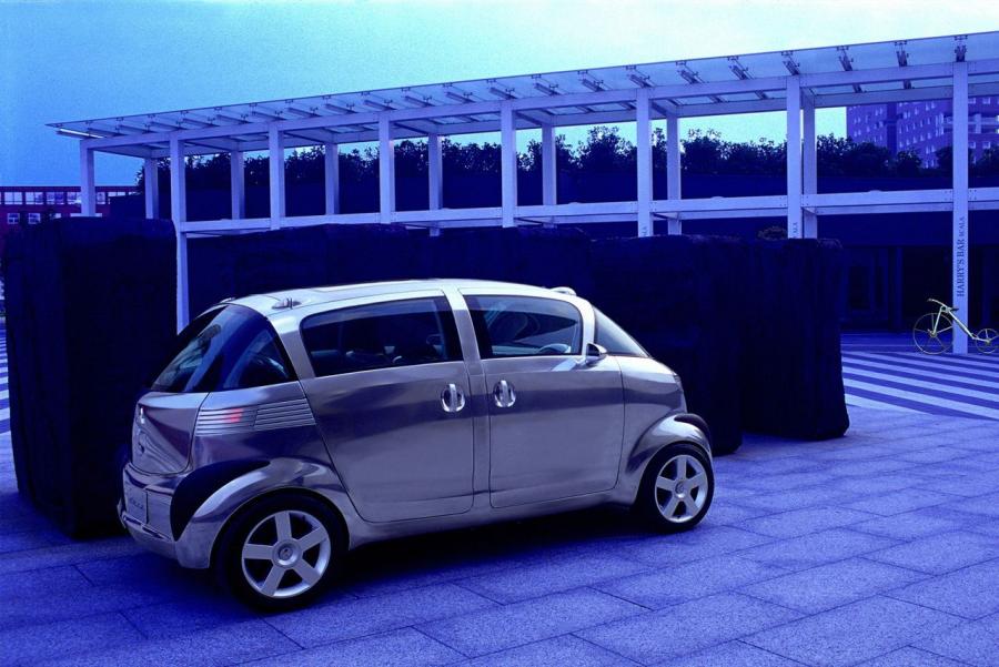  Mitsubishi Se-Ro 2003 года  (фото 3 из 4)
